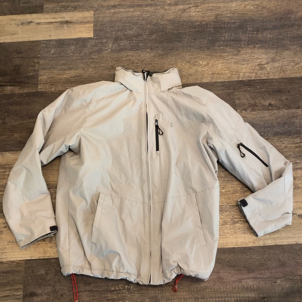 IZOD Mens Color beige Full  Lined Winter Coat EUC